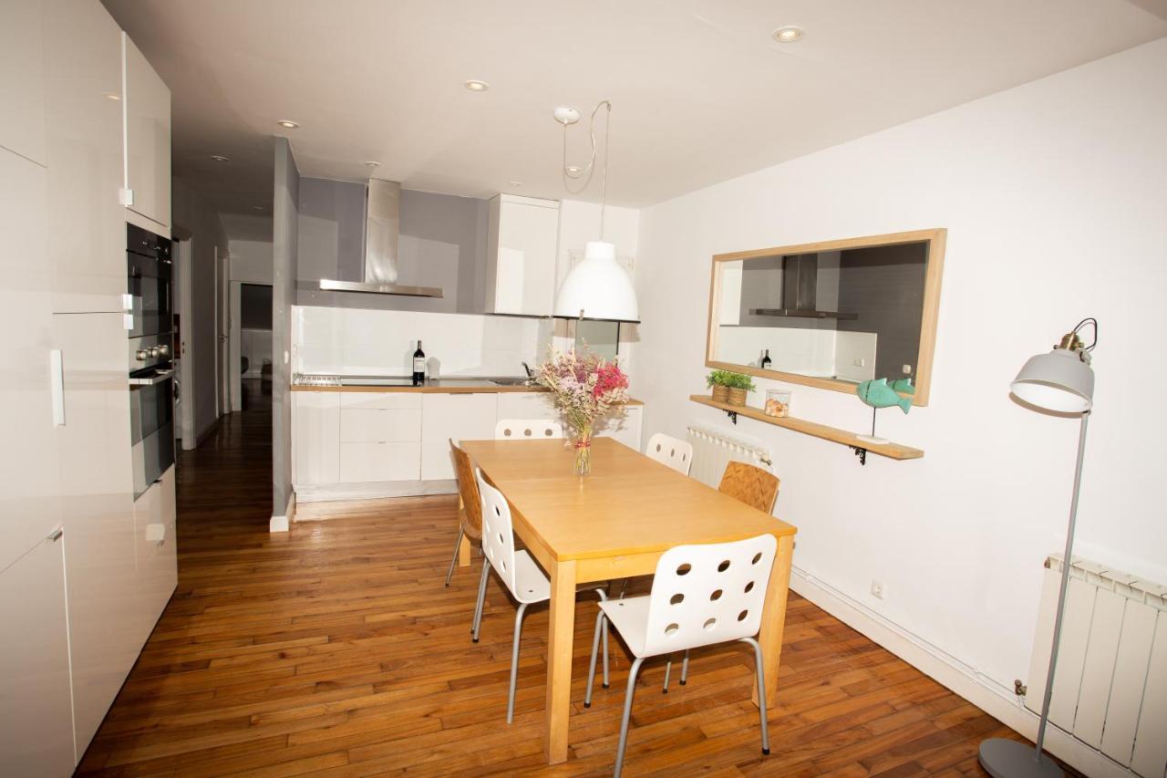 La Marina Amplio Apartamento En Pleno Centro De Hondarribia Bagian luar foto